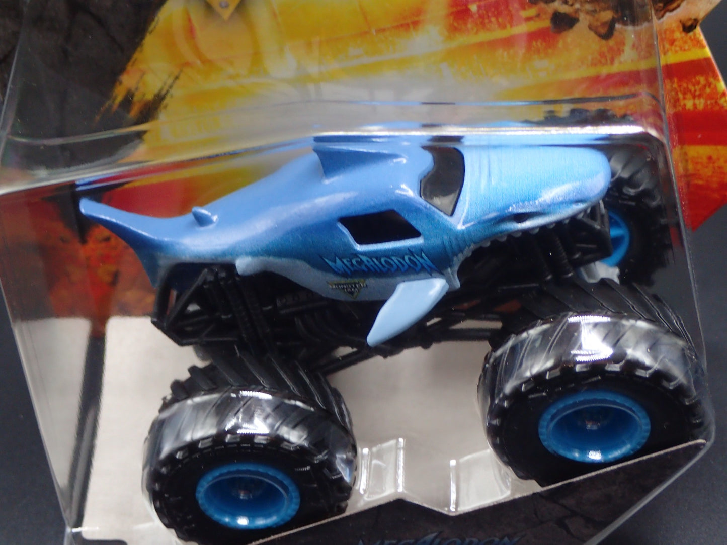 2025 SPIN MASTER MONSTER JAM TRUCK MEGALODON BLUE LEGACY TRUCKS SERIES 44