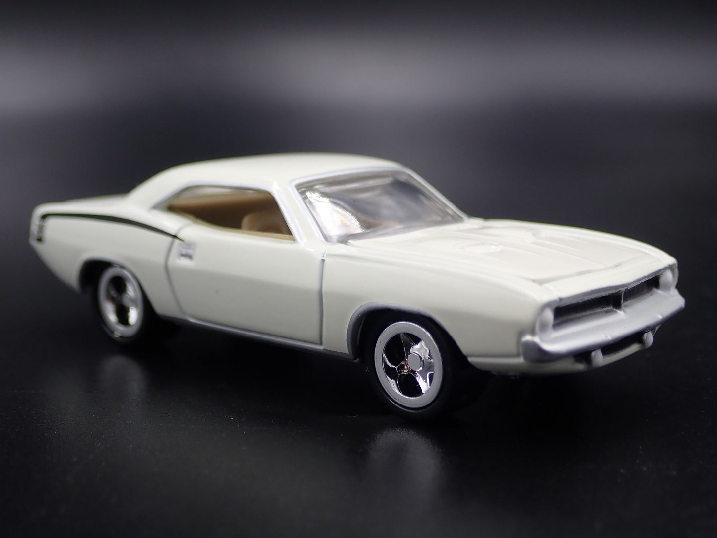 1970 70 PLYMOUTH CUDA 340 WHITE 1:64 SCALE COLLECTIBLE DIECAST MODEL CAR