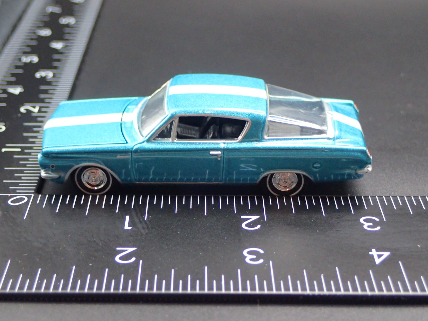 1965 65 PLYMOUTH BARRACUDA FORMULA S 1/64 SCALE COLLECTIBLE DIECAST MODEL CAR