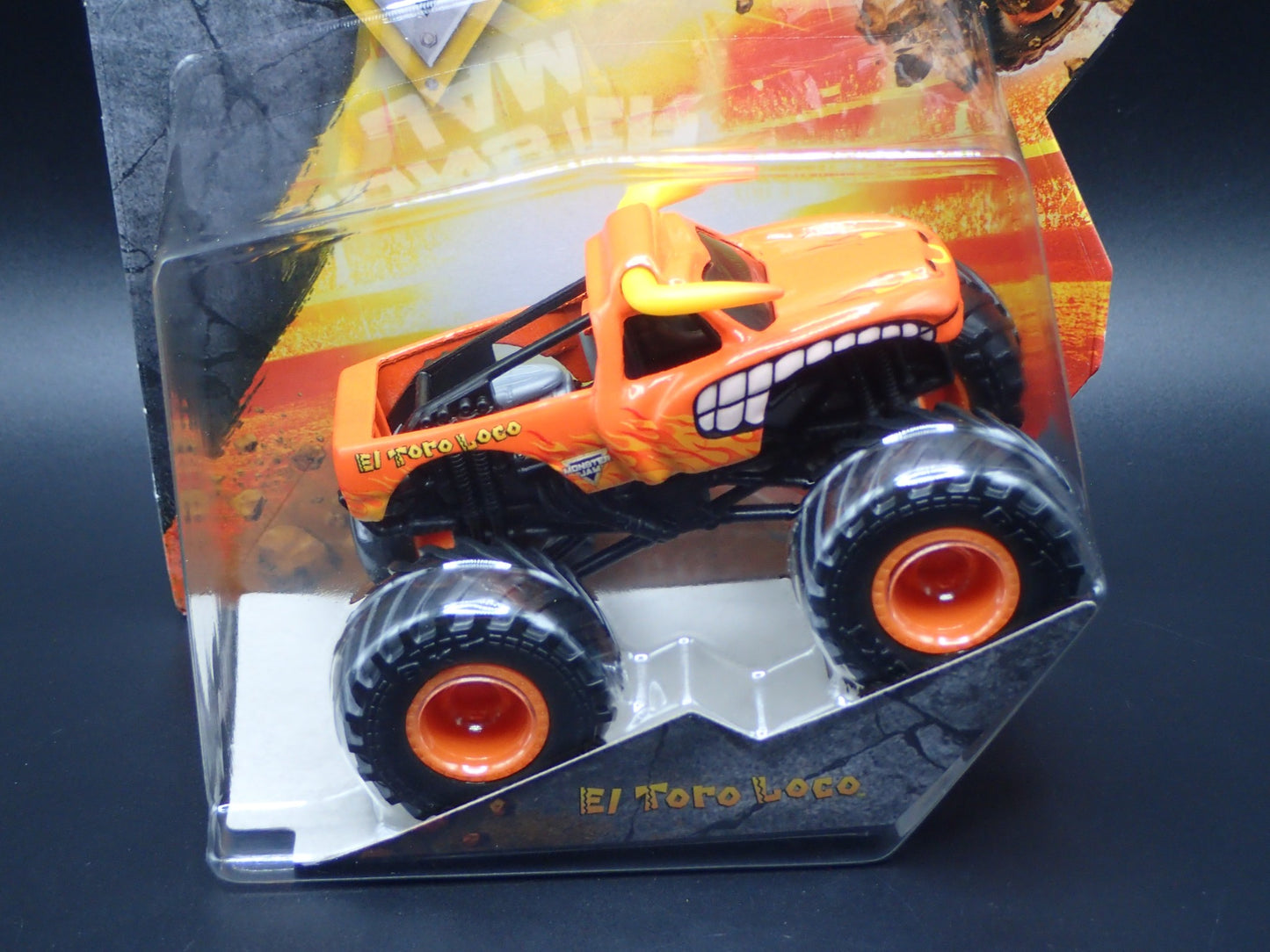 2025 SPIN MASTER MONSTER JAM TRUCK EL TORO LOCO ORANGE LEGACY TRUCKS SERIES 44