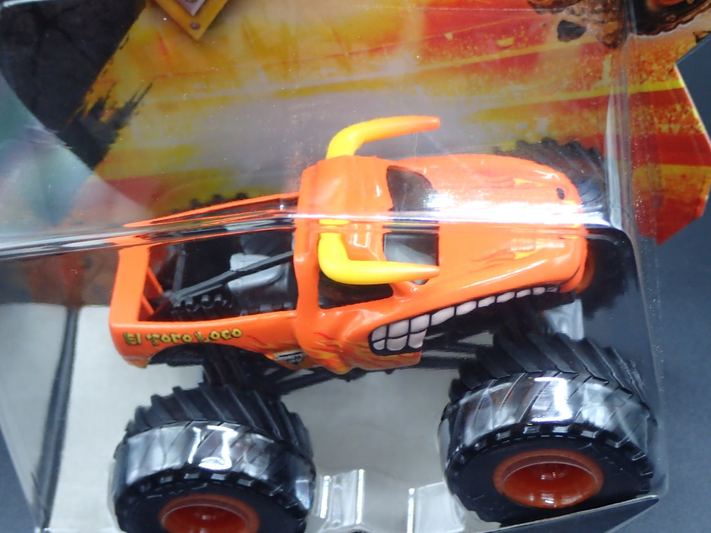 2025 SPIN MASTER MONSTER JAM TRUCK EL TORO LOCO ORANGE LEGACY TRUCKS SERIES 44