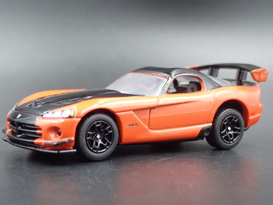 2008-2010 DODGE VIPER SRT10 ACR 1/64 SCALE COLLECTIBLE DIORAMA DIECAST MODEL CAR