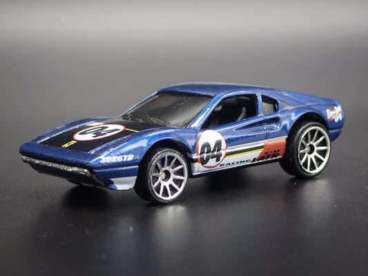 1975-1985 FERRARI 308 SUPER CAR 1:64 SCALE COLLECTIBLE DIORAMA DIECAST MODEL CAR