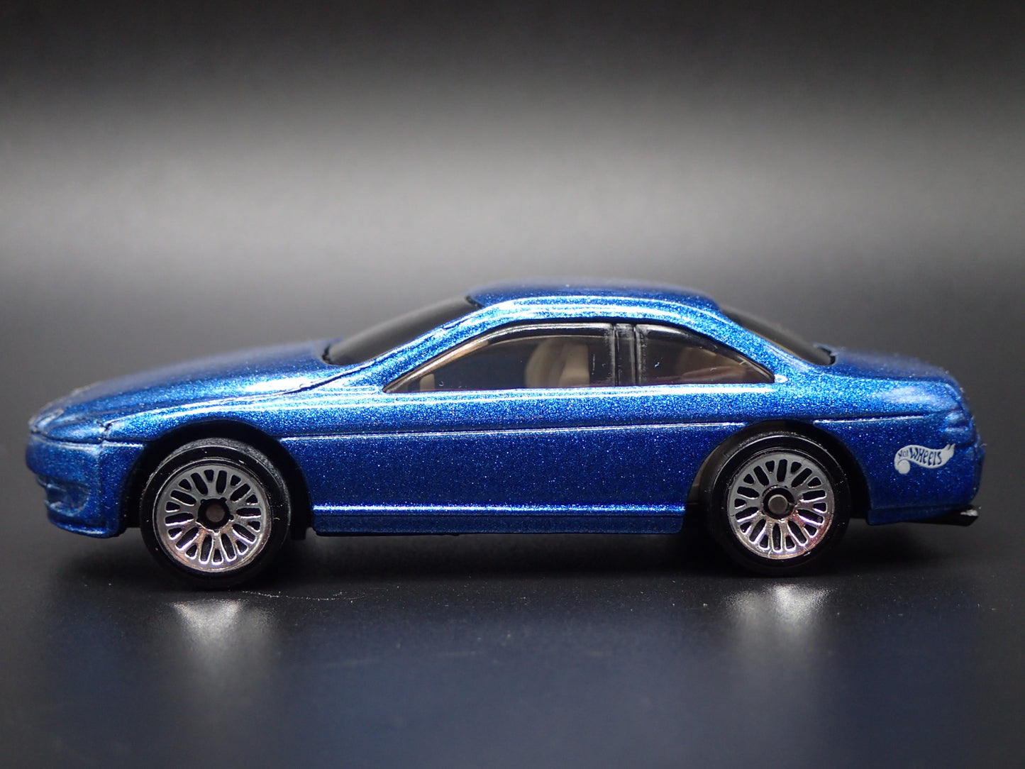 1992-2000 LEXUS SC400 BLUE 1/64 SCALE COLLECTIBLE DIORAMA DIECAST MODEL CAR