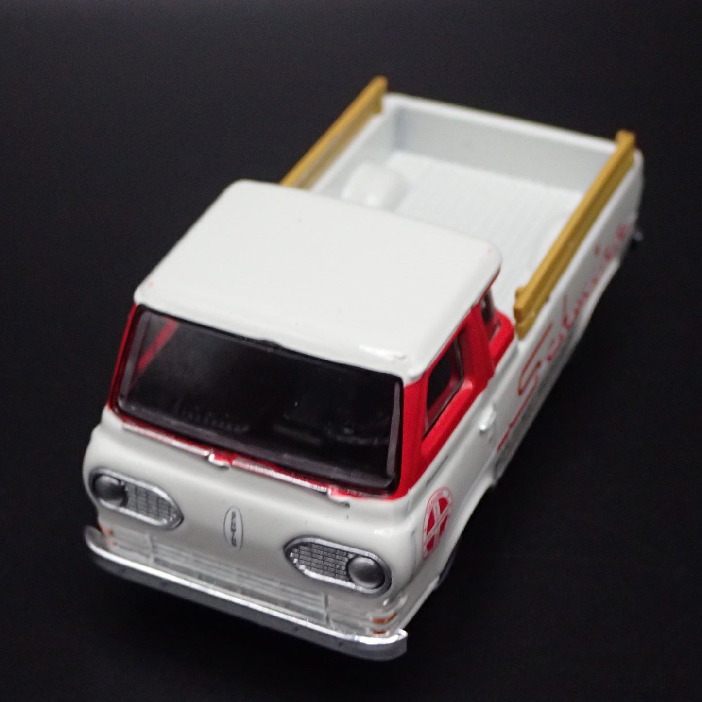1965 65 FORD ECONOLINE PICKUP TRUCK SCHWINN 1:64 SCALE DIORAMA DIECAST MODEL CAR