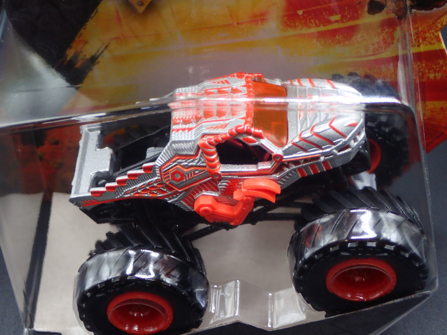 2025 SPIN MASTER MONSTER JAM TRUCK THUNDER ROARUS LEGACY TRUCKS SERIES 44