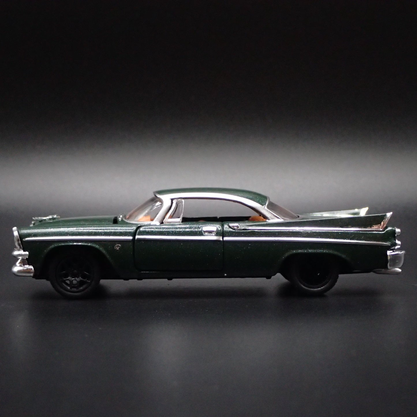 1957 57 DODGE CUSTOM ROYAL LANCER GREEN 1:64 SCALE COLLECTIBLE DIECAST MODEL CAR