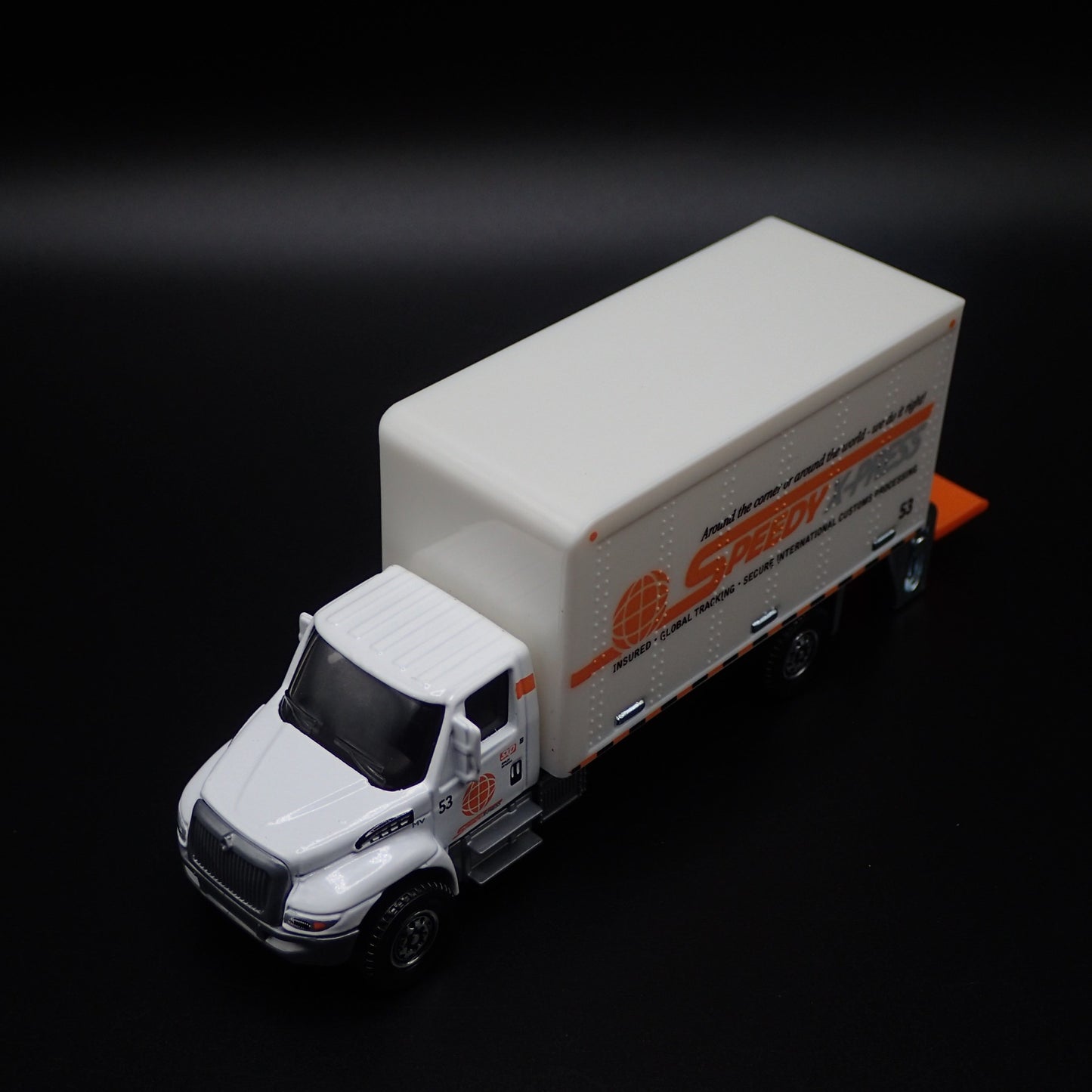 INTERNATIONAL MV BOX TRUCK w LIFTGATE SPEEDY XPRESS 1/64 MB SCALE DIECAST MODEL