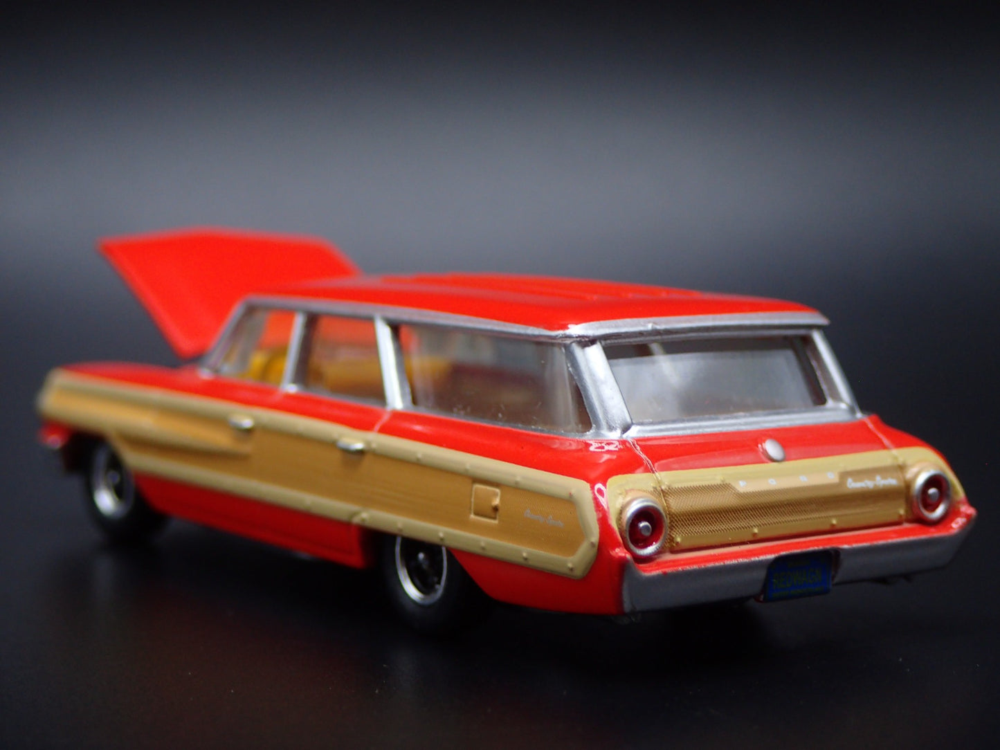 1964 64 FORD COUNTRY SQUIRE WAGON RED 1:64 SCALE COLLECTIBLE DIECAST MODEL CAR