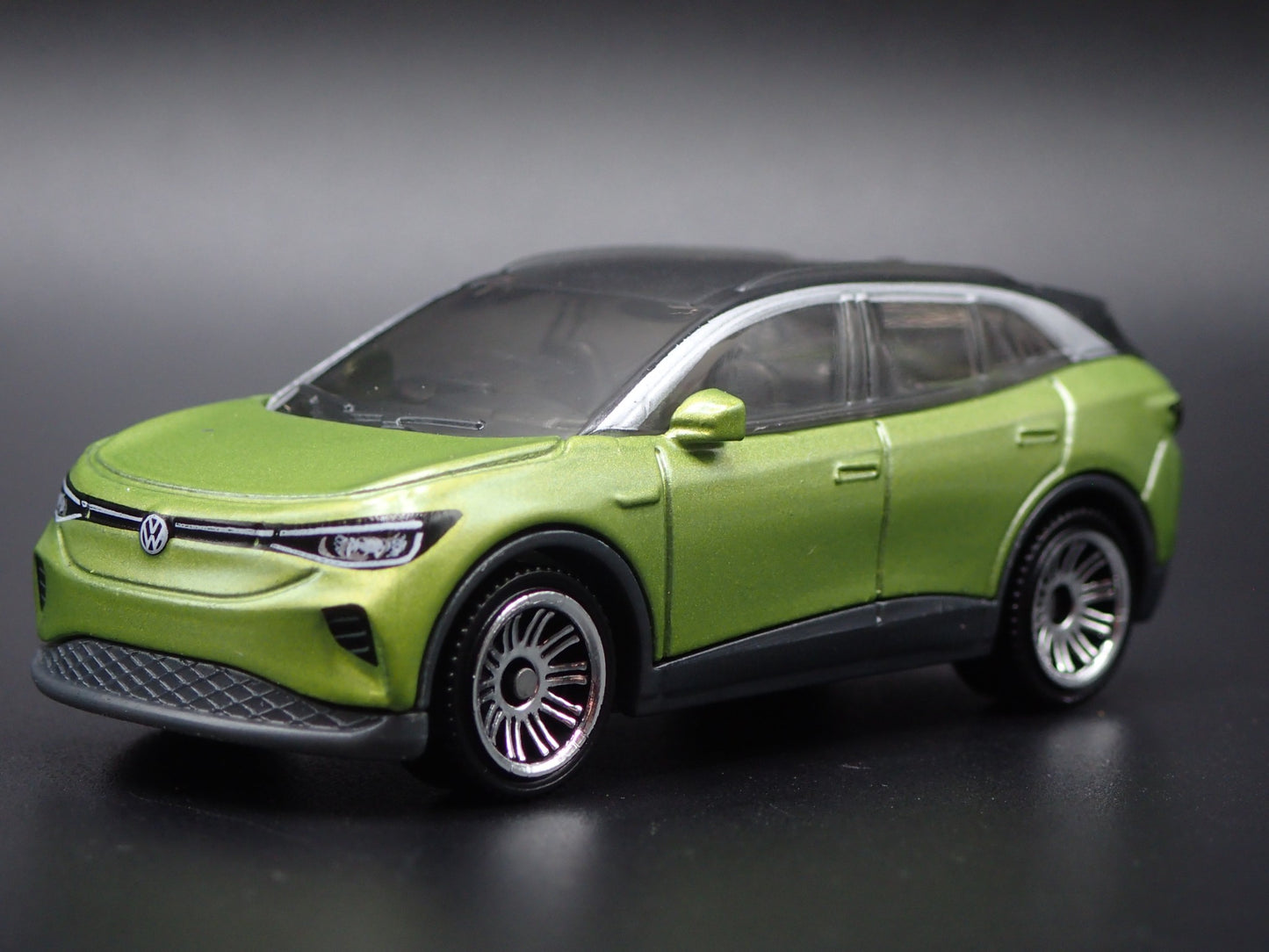 2020-2025 VW VOLKSWAGEN ID 4 ID4 ELECTRIC CAR GREEN 1:64 SCALE DIECAST MODEL CAR