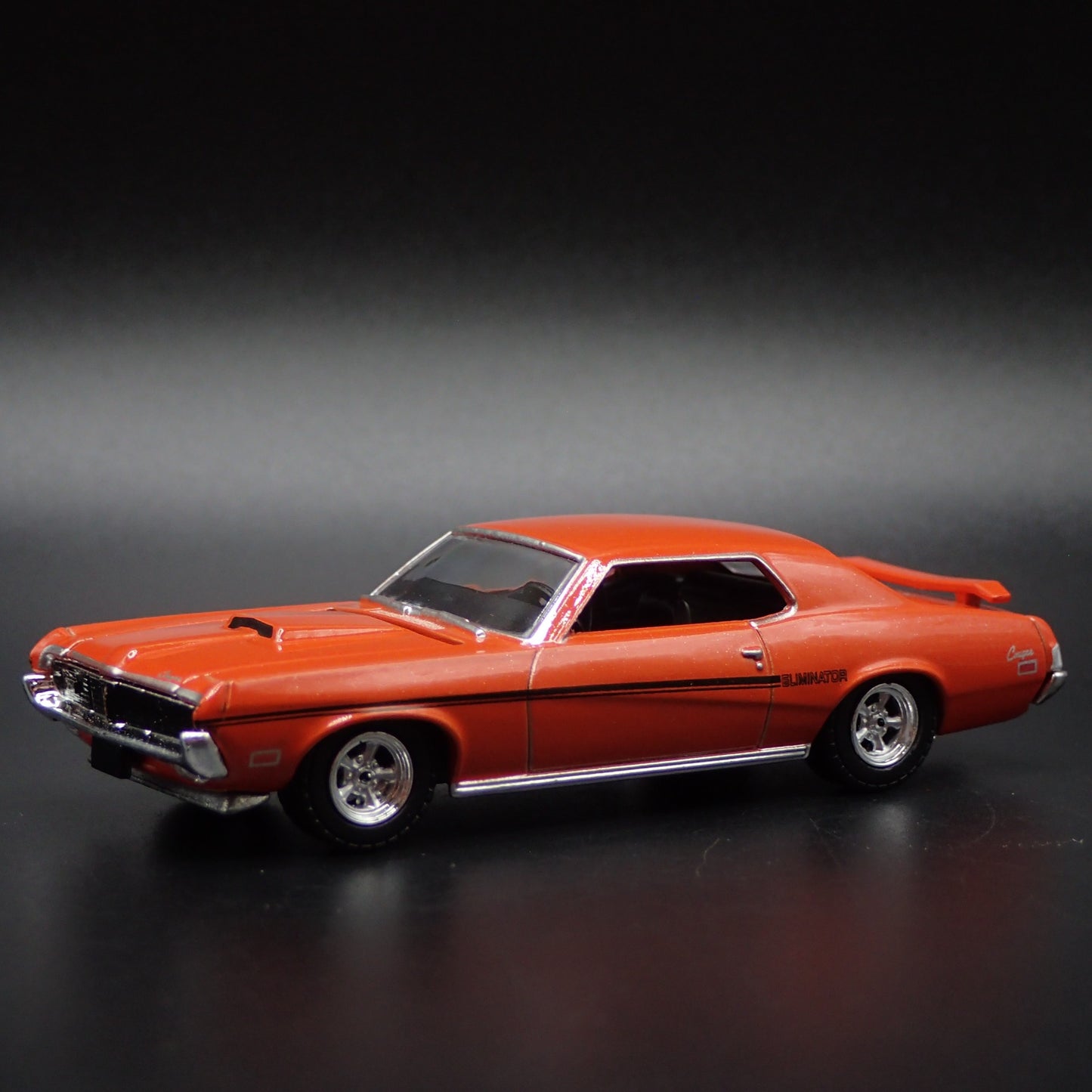 1969 69 MERC MERCURY COUGAR ELIMINATOR ORG 1:64 SCALE DIORAMA DIECAST MODEL CAR