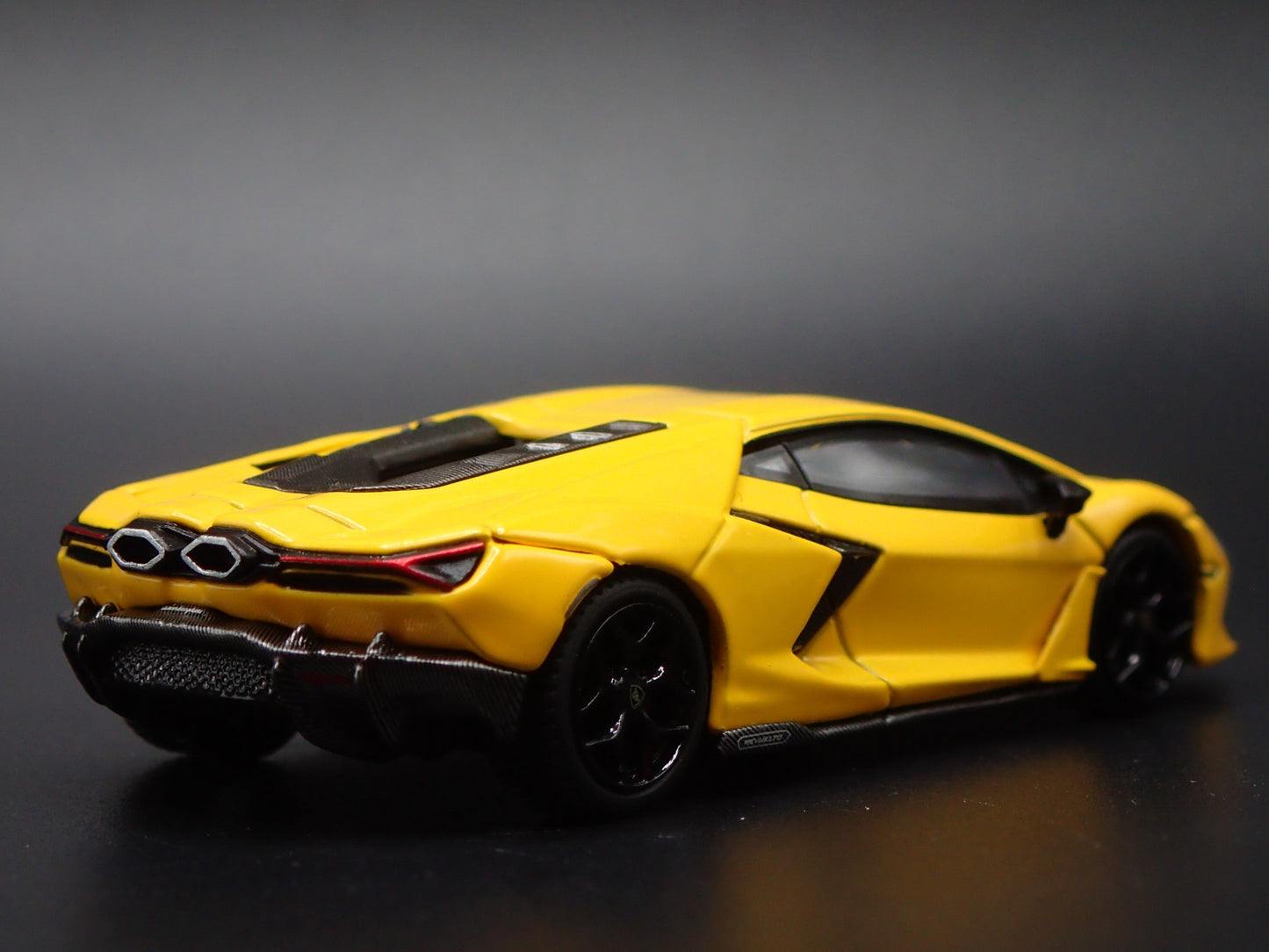 2024-2025 LAMBORGHINI REVUELTO SUPER CAR YELLOW 1:64 SCALE DIECAST MODEL CAR