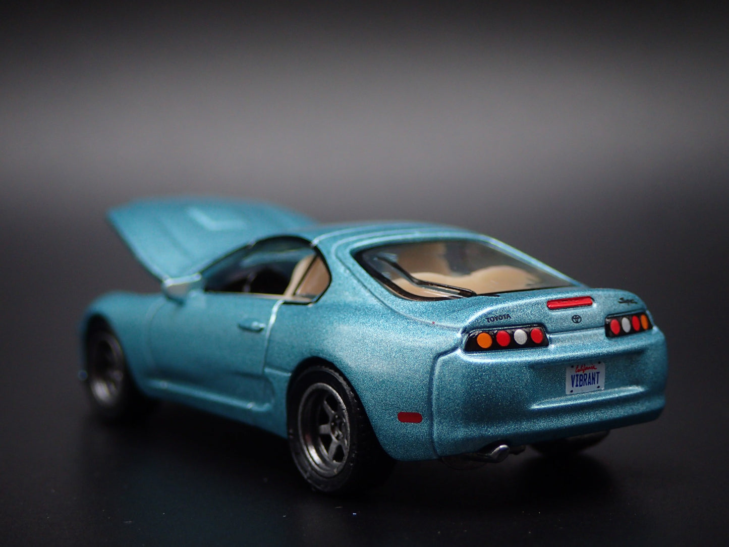 1993 - 2002 TOYOTA SUPRA GREEN 1/64 SCALE COLLECTIBLE DIORAMA DIECAST MODEL CAR