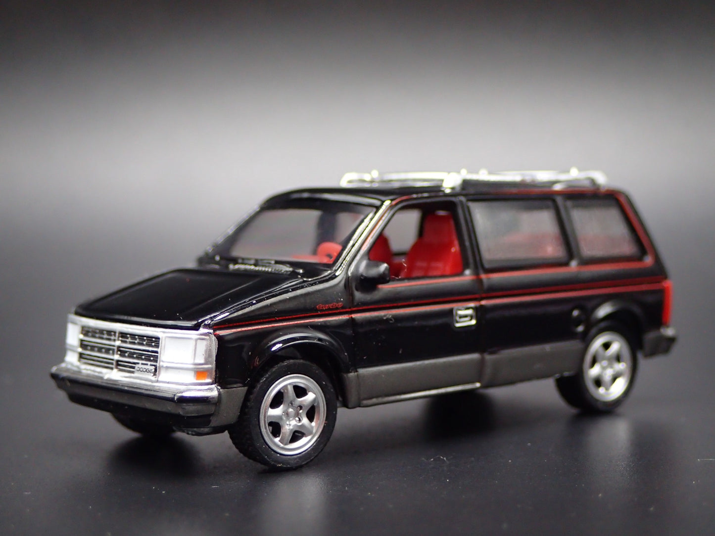 1984-1990 DODGE CARAVAN BLACK 1/64 SCALE COLLECTIBLE DIORAMA DIECAST MODEL CAR