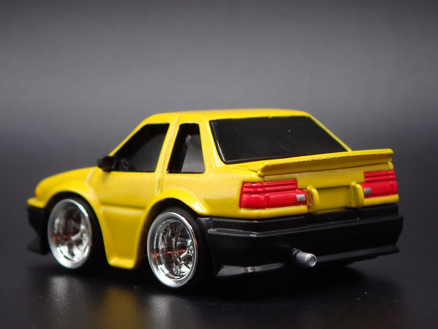 1983-1987 TOYOTA COROLLA CAR TUNED YELL JDM 1/64 SCALE DIORMA DIECAST MODEL CAR