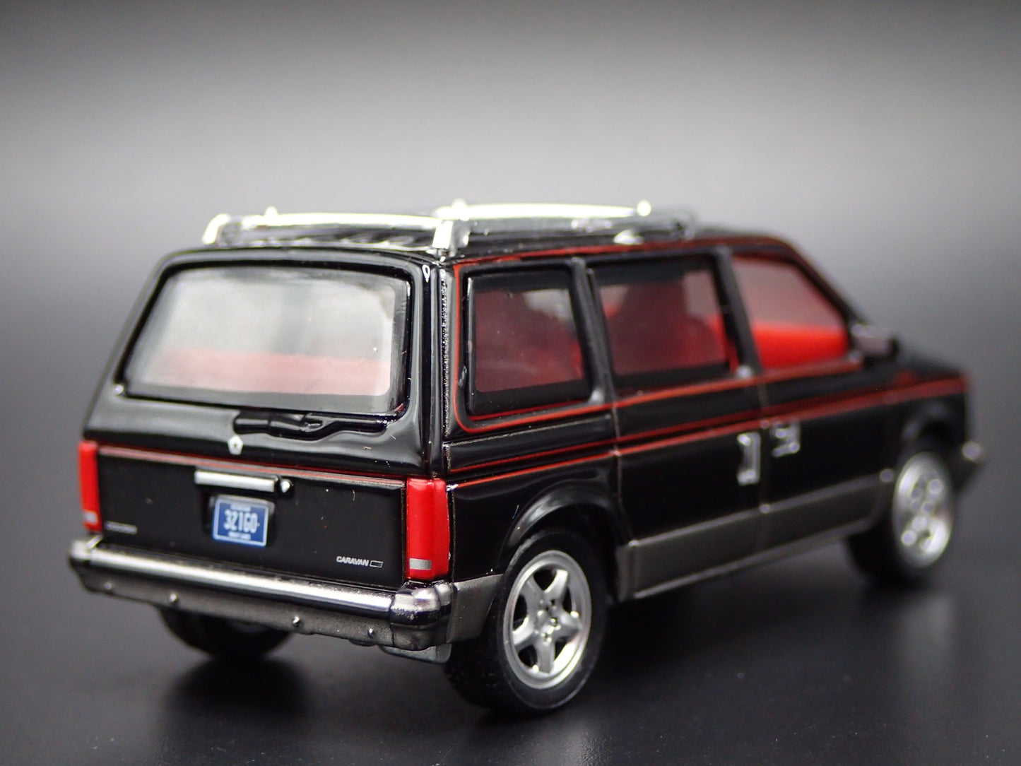 1984-1990 DODGE CARAVAN BLACK 1/64 SCALE COLLECTIBLE DIORAMA DIECAST MODEL CAR