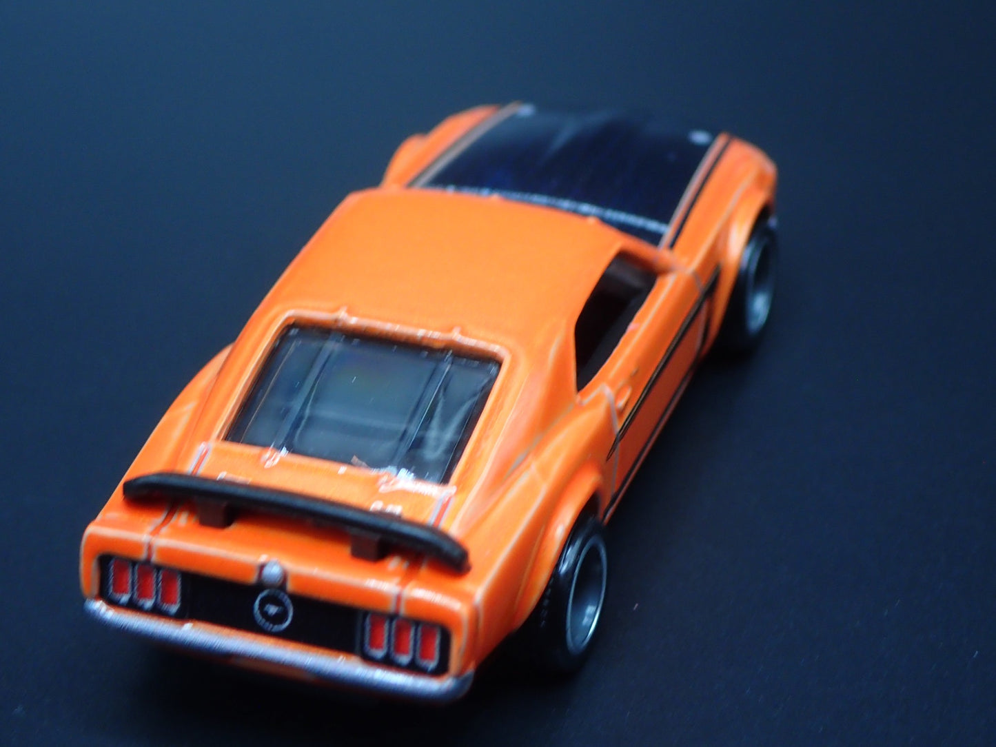 1969 69 FORD MUSTANG BOSS 302 ORANGE 1/64 SCALE COLLECTIBLE DIECAST MODEL CAR