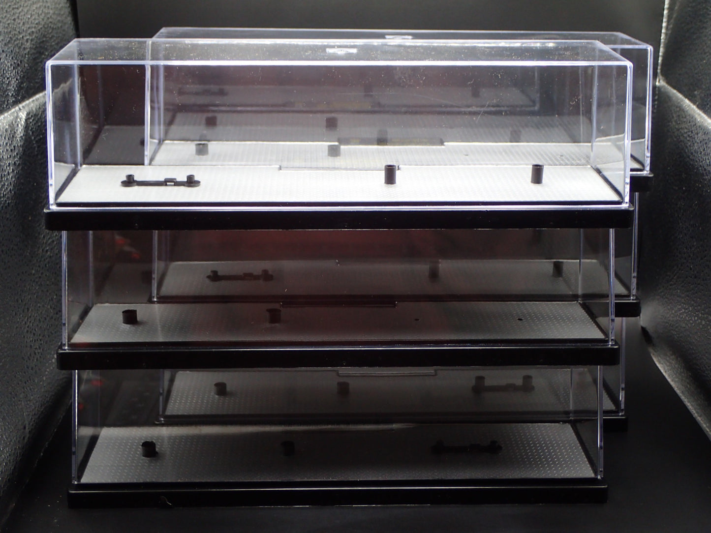 LOT OF 6 1/64 M2 LONG PLASTIC DISPLAY CASES DIECAST MODEL CAR DISPLAYS