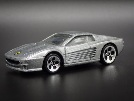1994-1996 FERRARI F512M SUPER CAR SILVER 1:64 SCALE DIORAMA DIECAST MODEL CAR