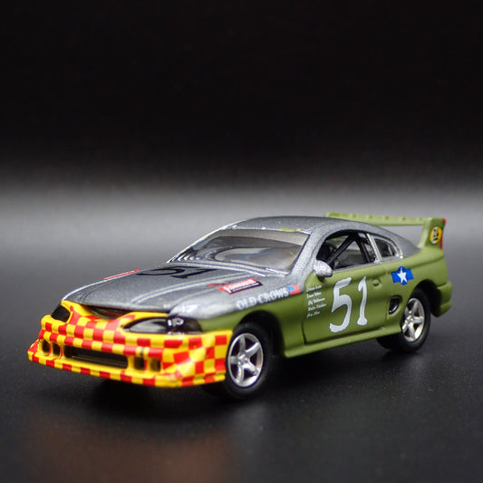1996 96 FORD MUSTANG SALEEN RACE CAR GREEN 1/64 SCALE DIORAMA DIECAST MODEL CAR