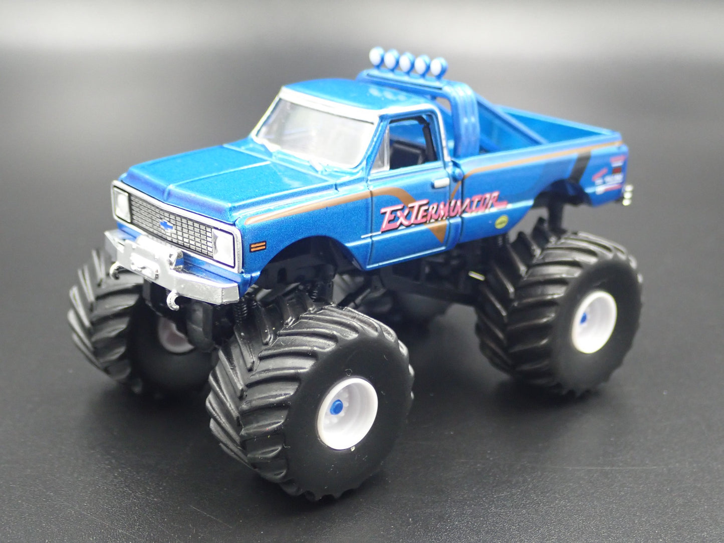 1972 CHEVY CHEVROLET K10 EXTERMINATOR MONSTER TRUCK 1:64 SCALE DIECAST MODEL CAR