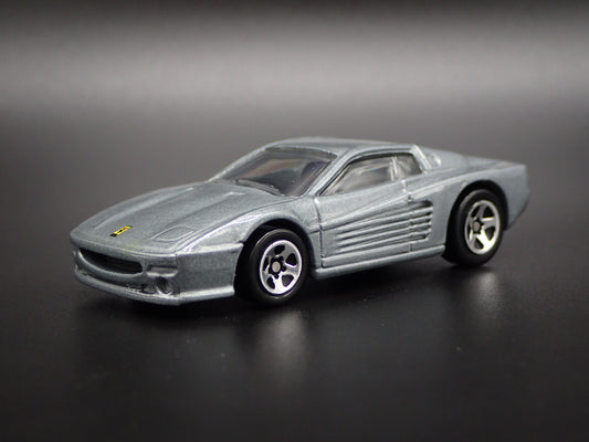 1994-1996 FERRARI F512M SUPER CAR SILVER 1:64 SCALE DIORAMA DIECAST MODEL CAR