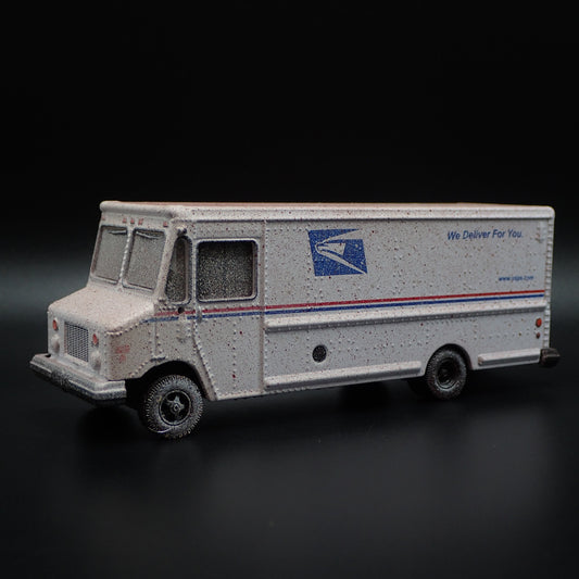 USPS UNITED STATES POSTAL SERVICE DELIVERY VAN ABANDON 1:64 SCALE DIECAST MODEL