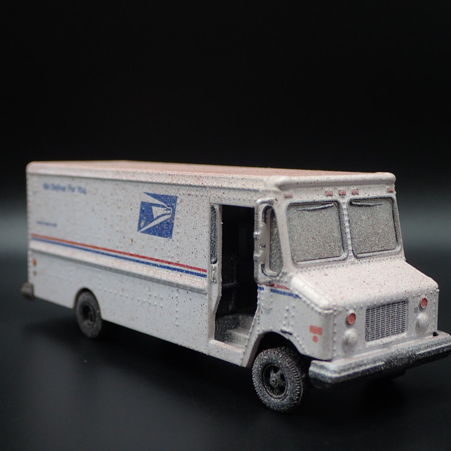 USPS UNITED STATES POSTAL SERVICE DELIVERY VAN ABANDON 1:64 SCALE DIECAST MODEL