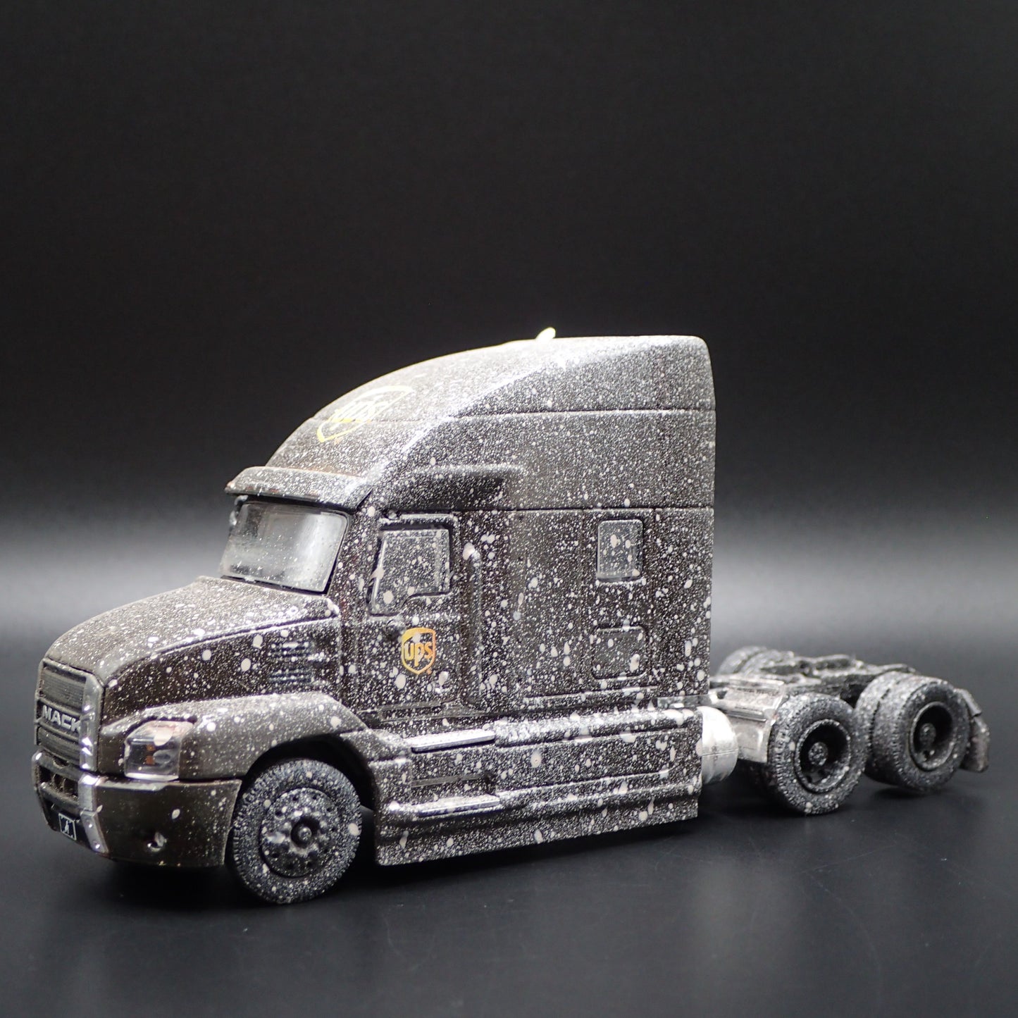 2019 19 MACK ANTHEM HIGHWAY LONG HAUL UPS TRUCK 1:64 SCALE DIECAST MODEL CAR