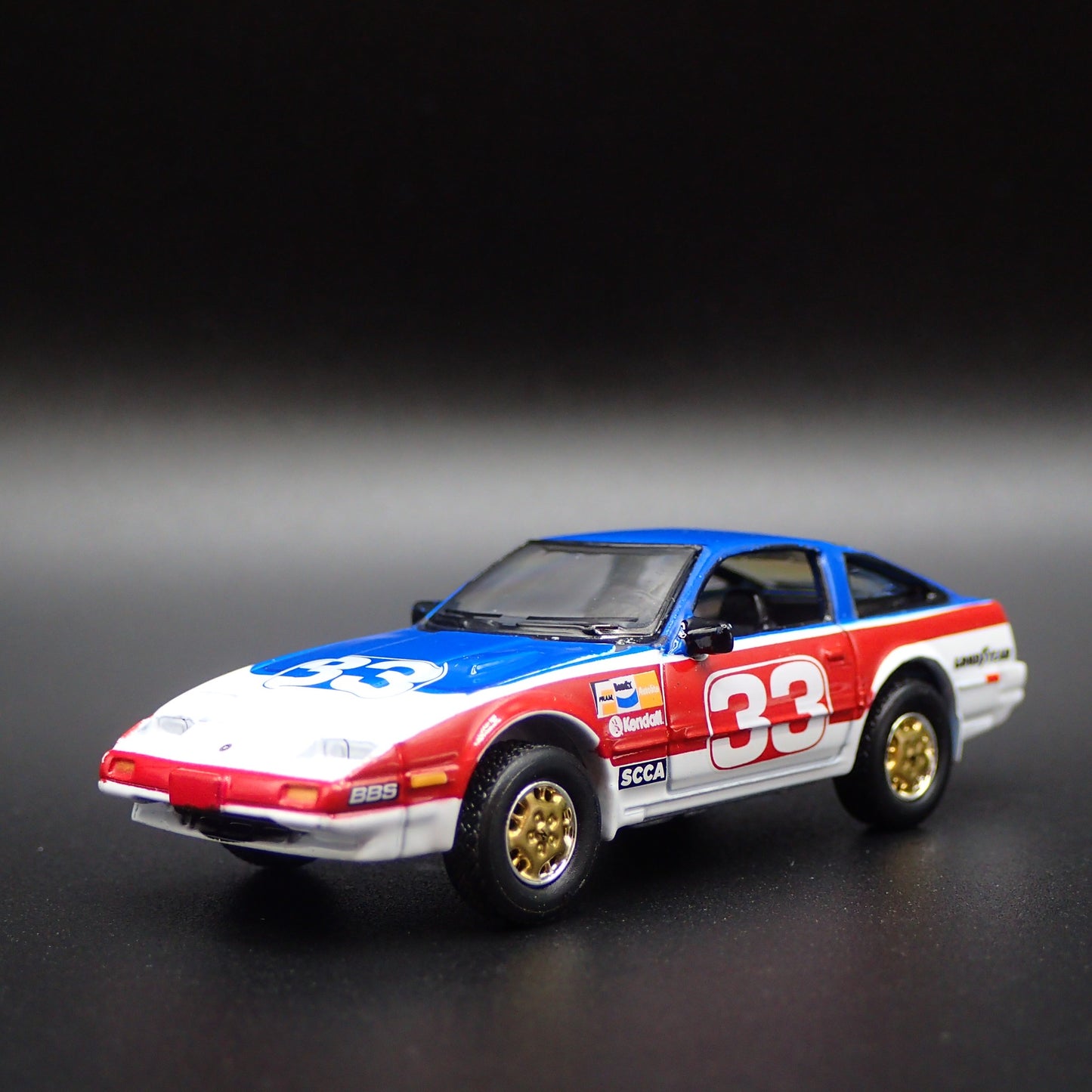 1983-1989 NISSAN 300ZX TURBO 1:64 SCALE COLLECTIBLE DIORAMA DIECAST MODEL CAR
