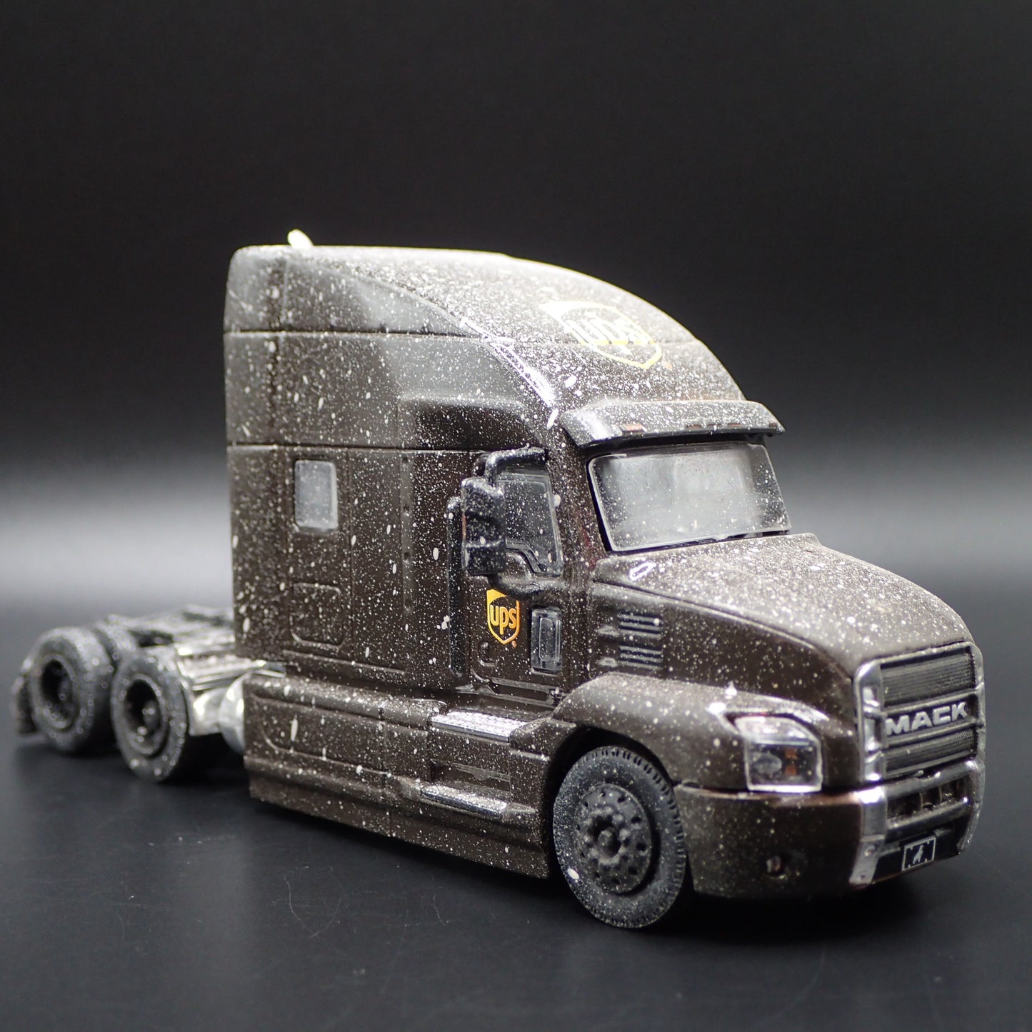 2019 19 MACK ANTHEM HIGHWAY LONG HAUL UPS TRUCK 1:64 SCALE DIECAST MODEL CAR