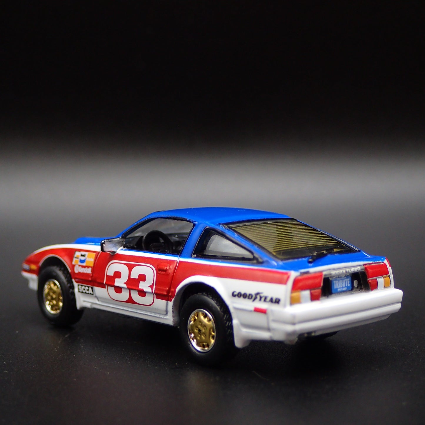 1983-1989 NISSAN 300ZX TURBO 1:64 SCALE COLLECTIBLE DIORAMA DIECAST MODEL CAR