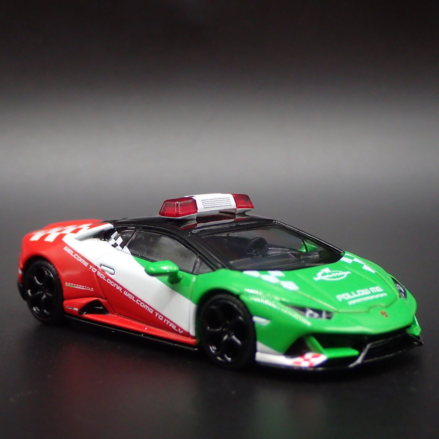 2019-2024 LAMBORGHINI HURACAN EVO BOLOGNA AIRPORT 1:64 SCALE DIECAST MODEL CAR