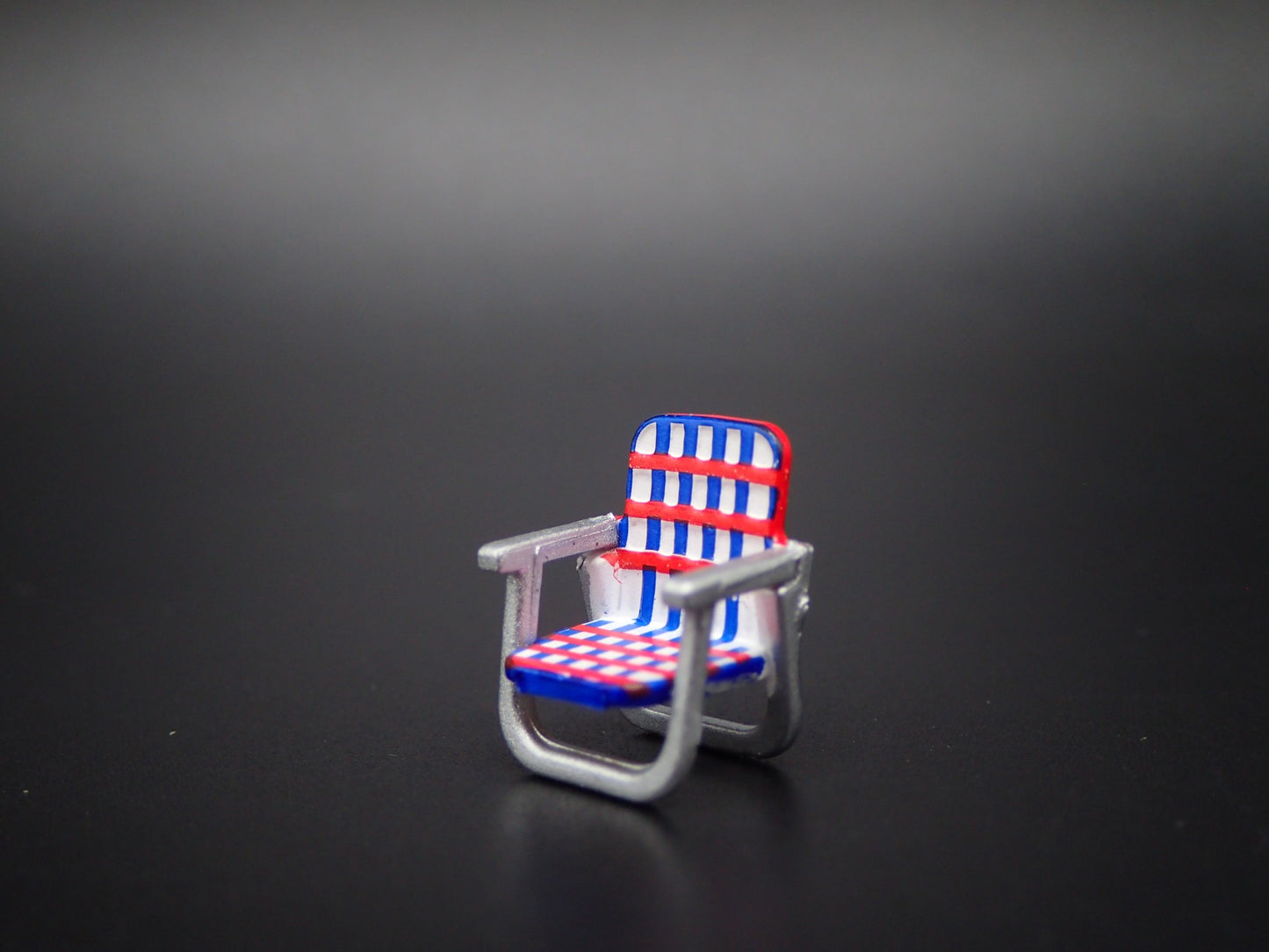COOK CHEF & USA 4TH OF JULY MUSCLE MAN & CHAIR 1:64 SCALE MODEL DIORAMA FIGURES