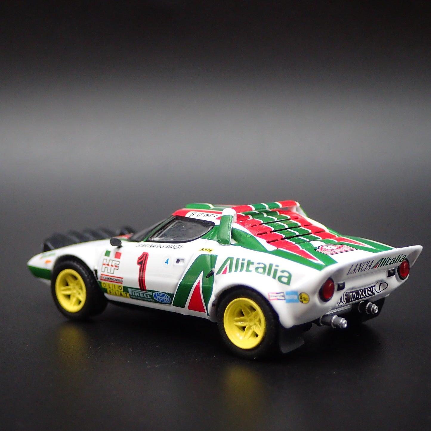 1973-1978 LANCIA STRATOS HF #1 ALITALIA RACE CAR 1:64 SCALE DIECAST MODEL CAR