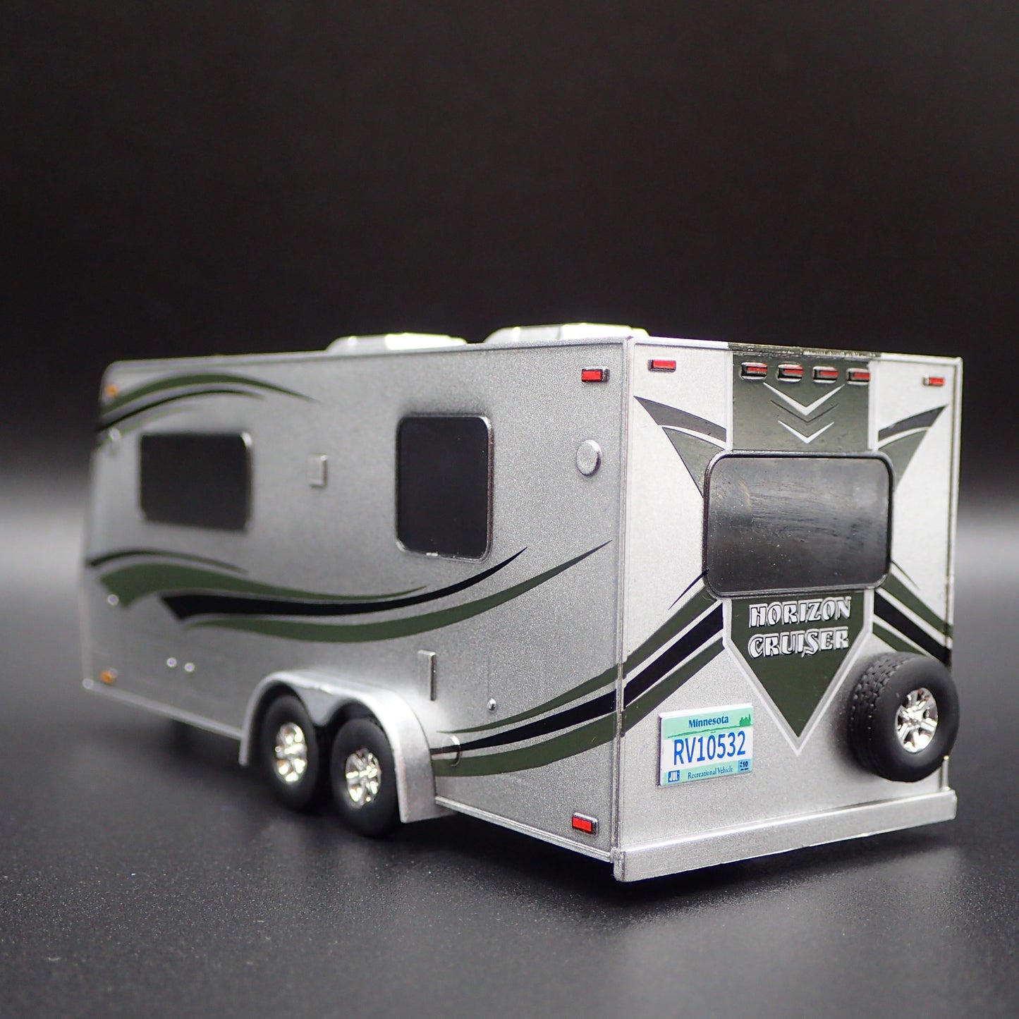 CAMPER TRAILER W/ HITCH RARE 1:64 SCALE LIMITED COLLECTIBLE DIORAMA MODEL CAR