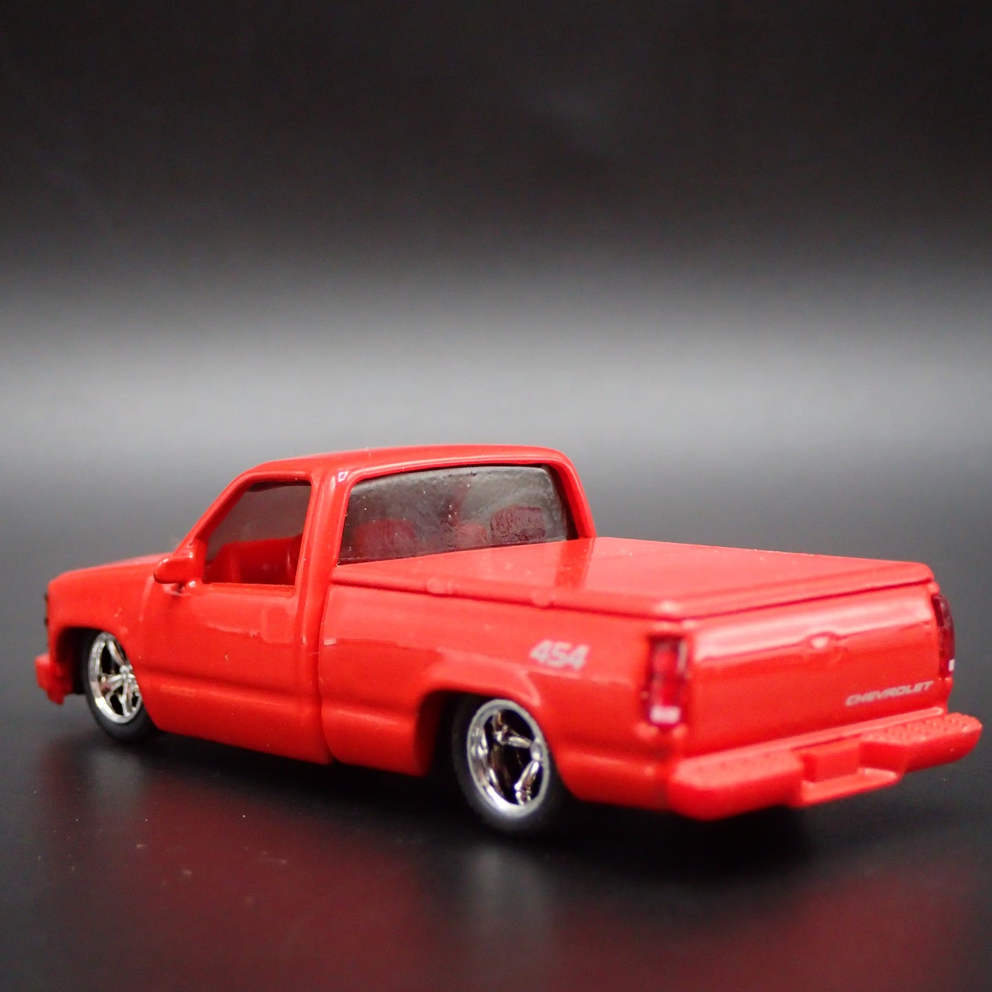 1993 93 CHEVY CHEVROLET C1500 SS 454 PICKUP TRUCK 1:64 SCALE DIECAST MODEL CAR