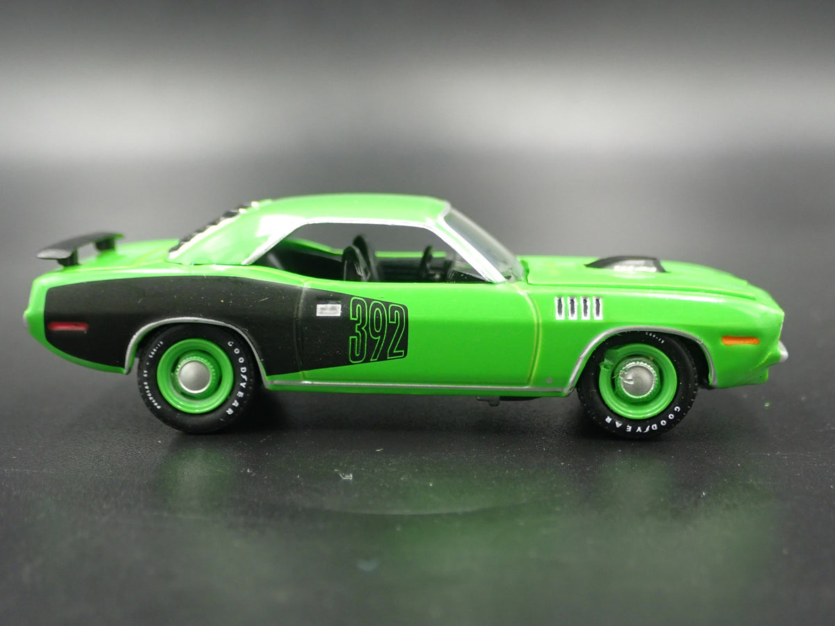 1971 71 PLYMOUTH HEMI CUDA RARE 1:64 SCALE COLLECTIBLE DIORAMA DIECAST MODEL CAR-Burning Rubber Toy Company