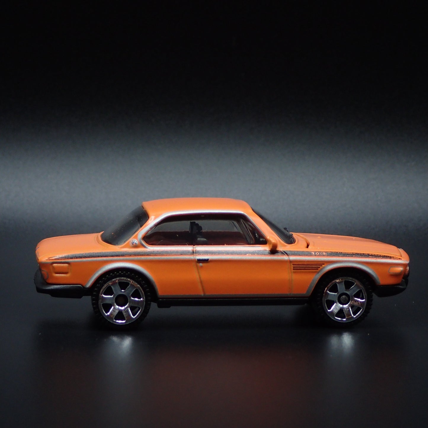 1973 73 BMW 3.0 CSL SPORTS CAR 1:64 SCALE COLLECTIBLE DIORAMA DIECAST MODEL CAR