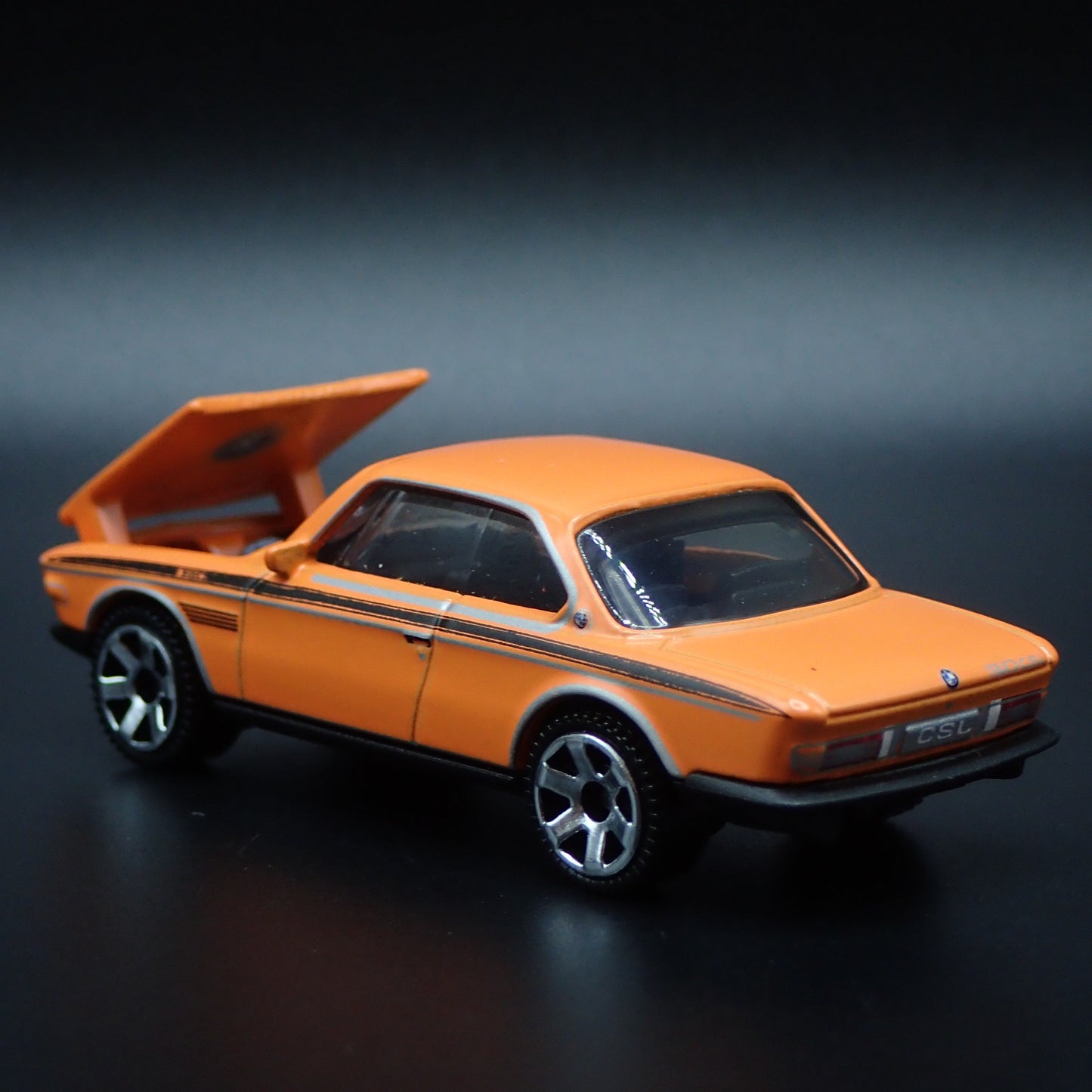 1973 73 BMW 3.0 CSL SPORTS CAR 1:64 SCALE COLLECTIBLE DIORAMA DIECAST MODEL CAR