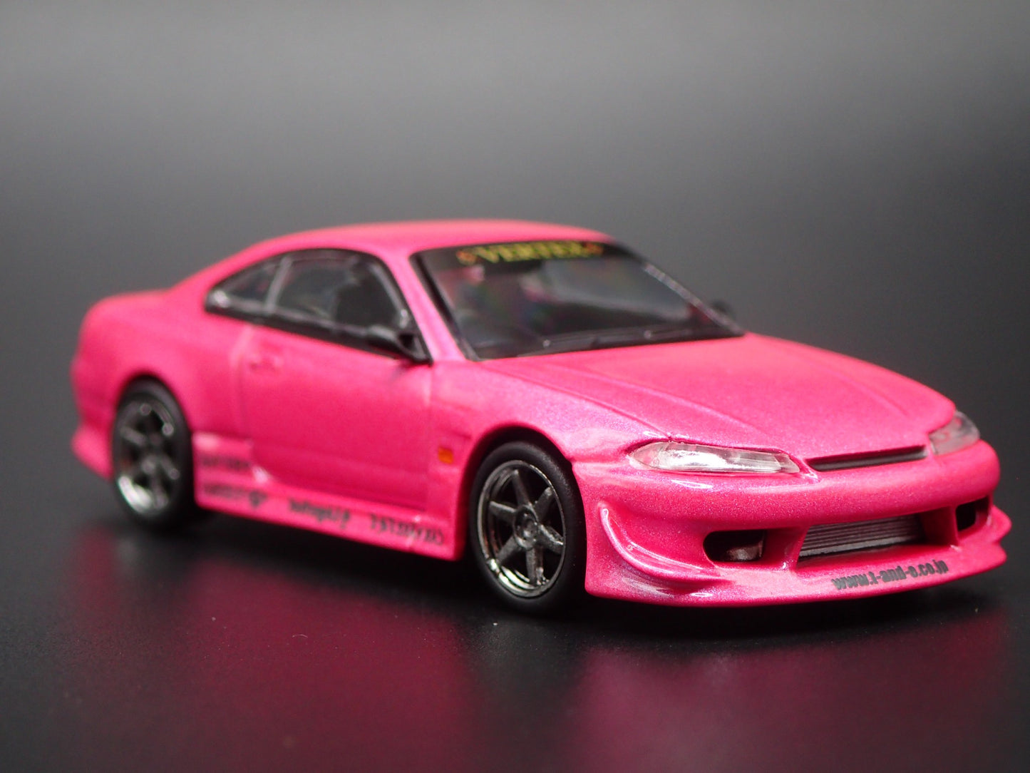 1999-2002 NISSAN SILVIA S15 VERTEX PINK 1:64 SCALE COLLECTIBLE DIECAST MODEL CAR