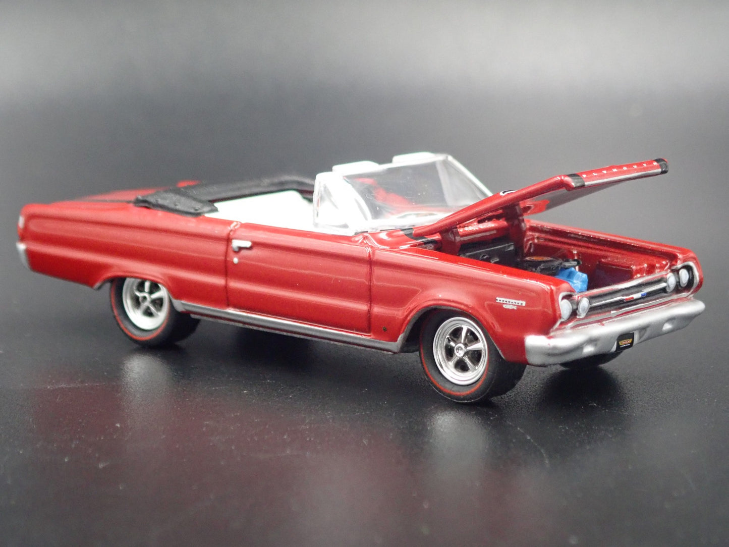 1967 67 PLYMOUTH GTX CONVERTIBLE RED 1/64 SCALE DIORAMA DIECAST MODEL CAR