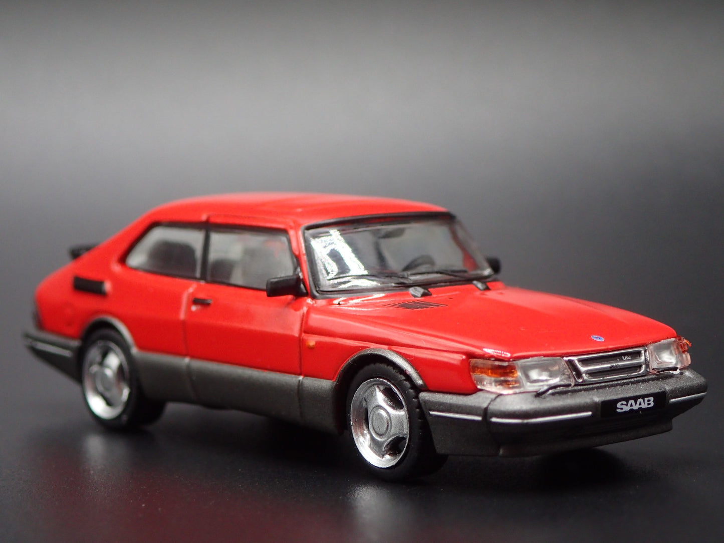 1978-1998 SAAB 900 TURBO RED 1/64 SCALE COLLECTIBLE DIORAMA DIECAST MODEL CAR