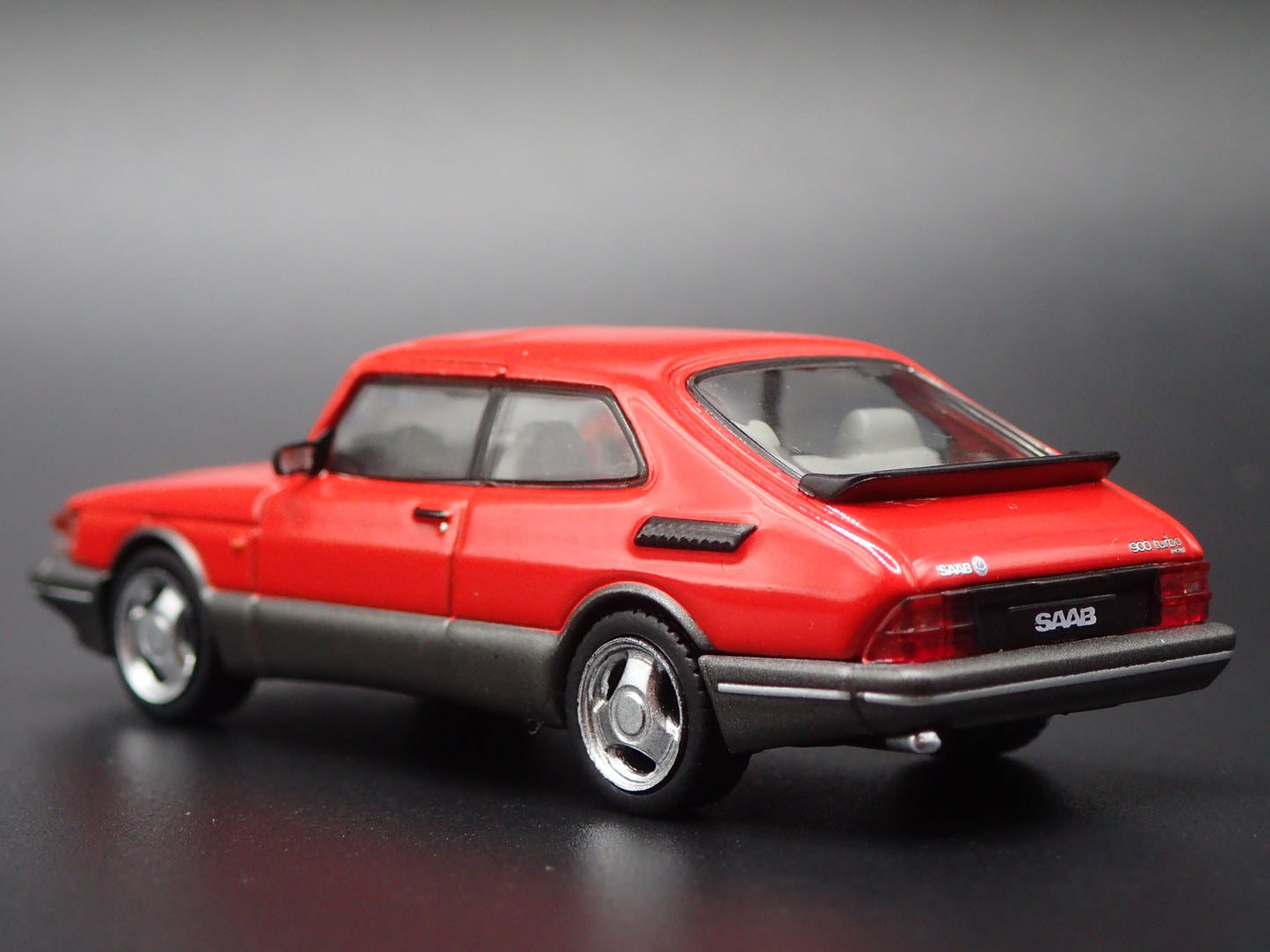 1978-1998 SAAB 900 TURBO RED 1/64 SCALE COLLECTIBLE DIORAMA DIECAST MODEL CAR