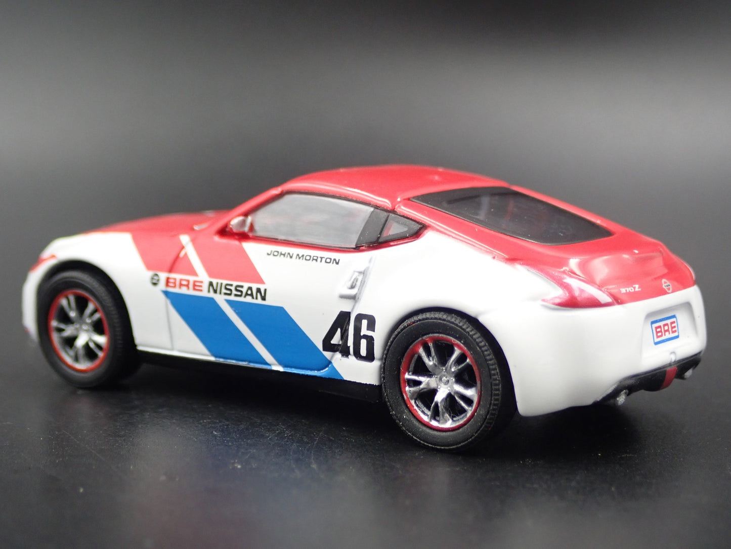 2009-2020 NISSAN 370Z BRE JOHN MORTON WHITE 1:64 SCALE DIORAMA DIECAST MODEL CAR