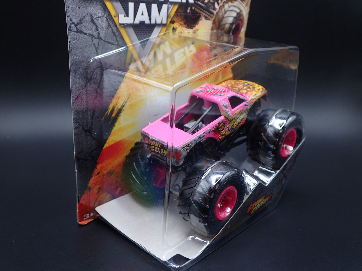 2025 SPIN MASTER MONSTER JAM TRUCK STONE CRUSHER DANGER DIVAS PINK SERIES 43
