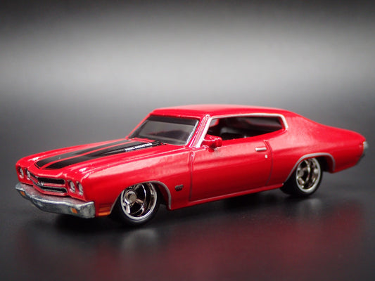 1970 70 CHEVY CHEVROLET CHEVELLE SS RED 1:64 SCALE DIORAMA DIECAST MODEL CAR