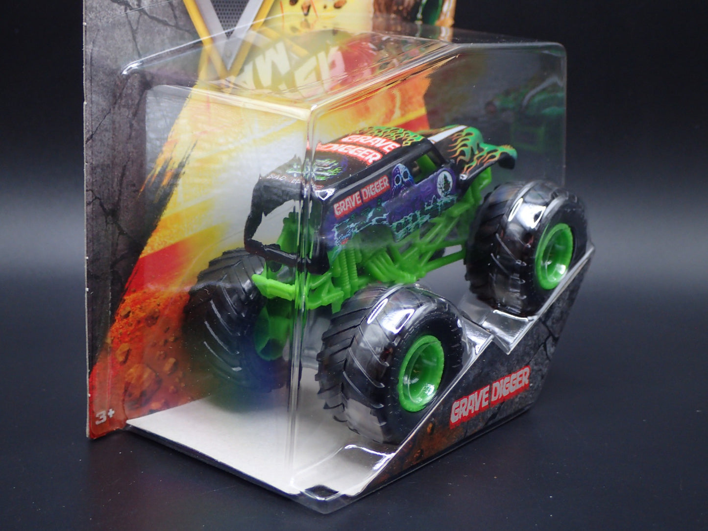 2025 SPIN MASTER MONSTER JAM TRUCK GRAVE DIGGER LEGACY TRUCKS SERIES 43