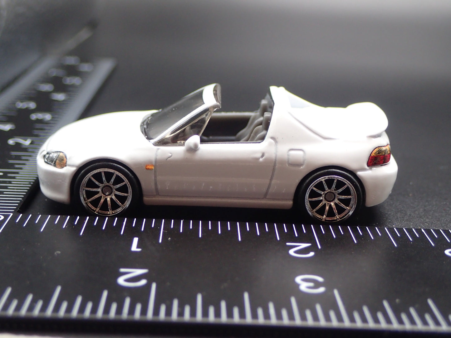 1993-1998 HONDA DEL SOL CRX WHITE 1:64 SCALE COLLECTIBLE DIECAST MODEL CAR