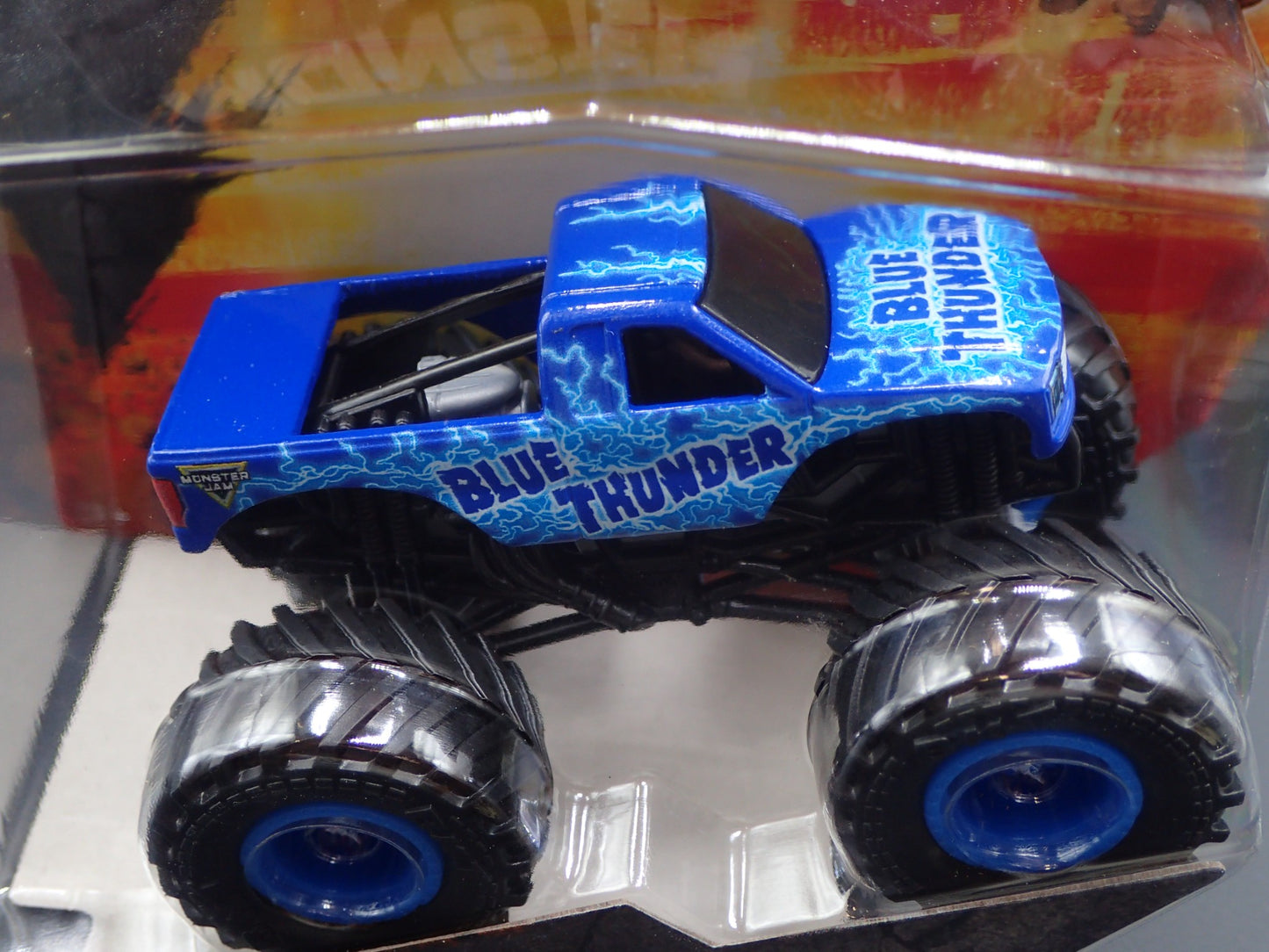 2025 SPIN MASTER MONSTER JAM TRUCK BLUE THUNDER LEGACY TRUCKS SERIES 43